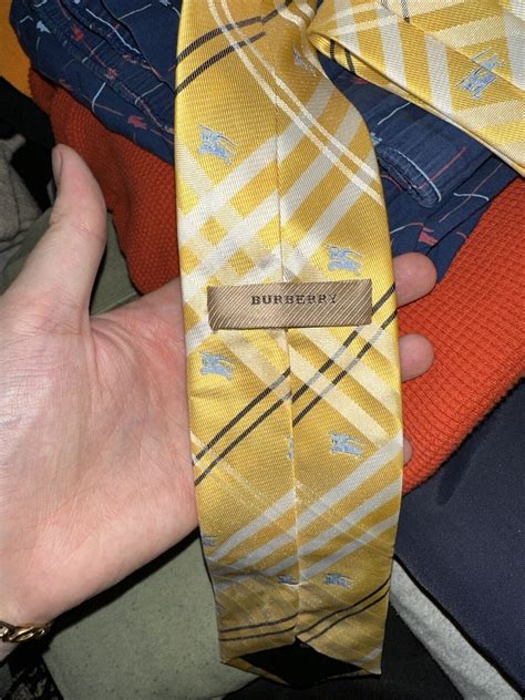 burberry beige light yellow tie horse|[] BURBERRY Burberry tie horse logo beige silk material .